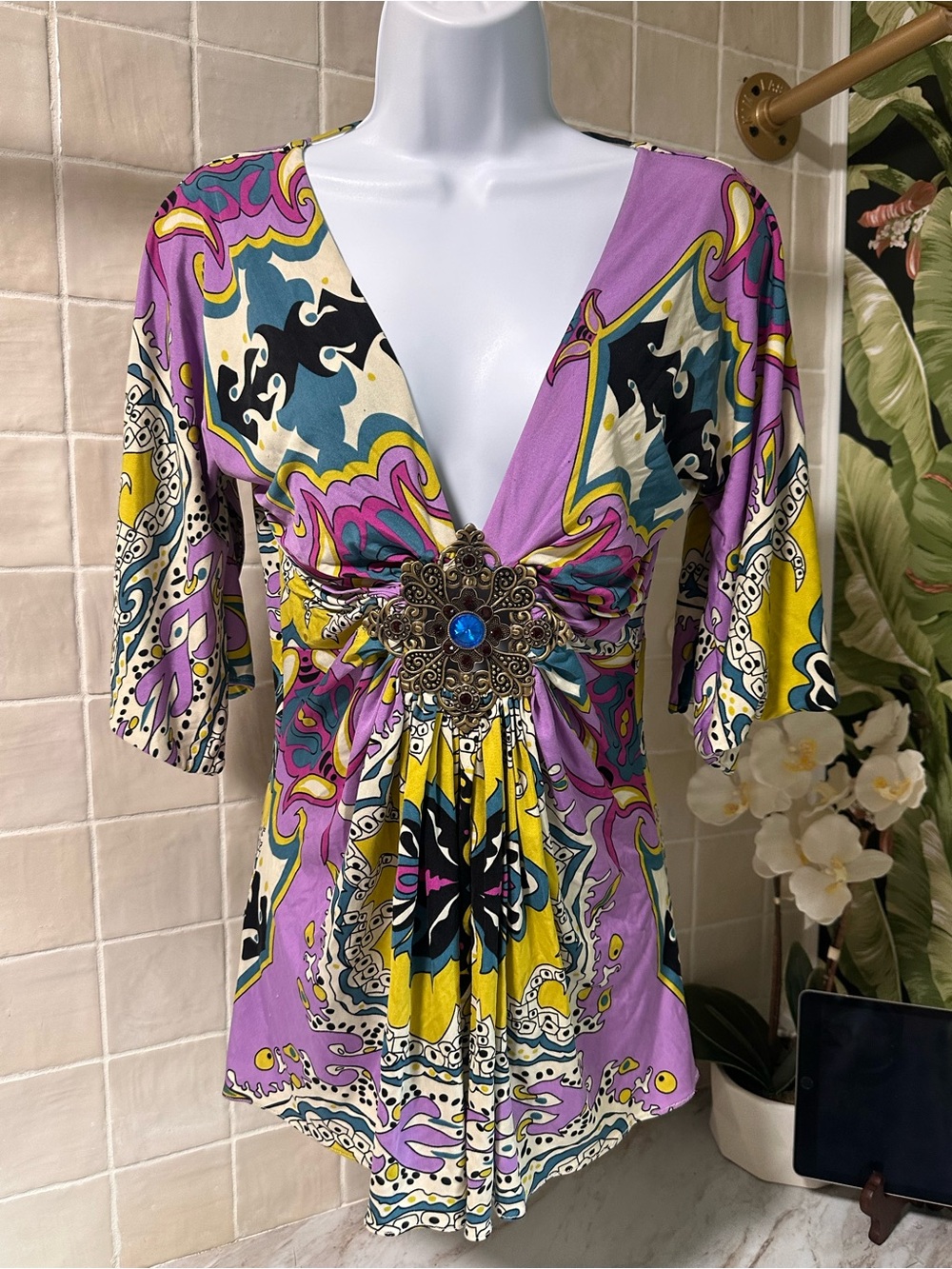 Y2K Jagger Psychedelic Paisley Statement Top- L- Embellished Jeweled Medallion